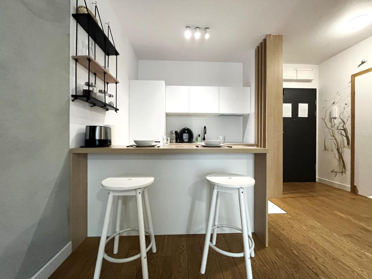 Mieszczanska Apartment ~ Self Check-In 24H ~Parking And Lift Wrocław Exterior foto