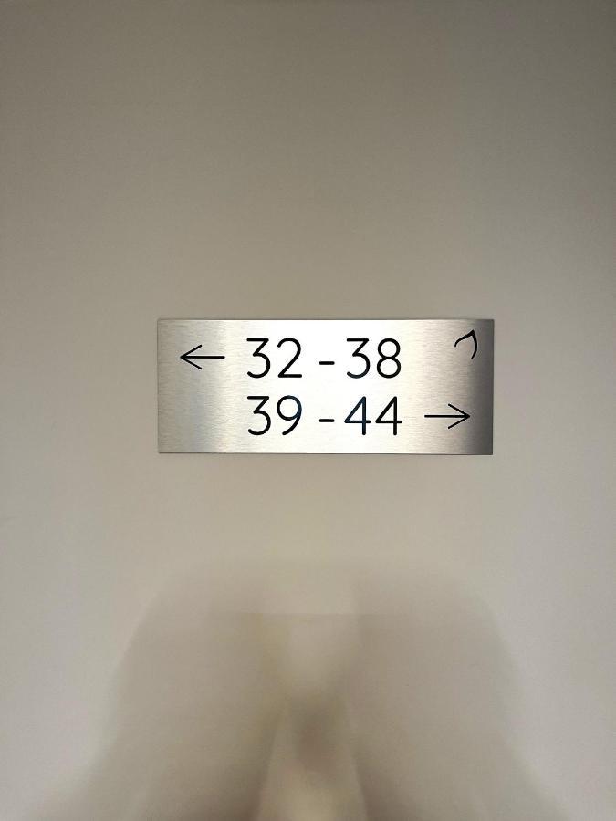Mieszczanska Apartment ~ Self Check-In 24H ~Parking And Lift Wrocław Exterior foto